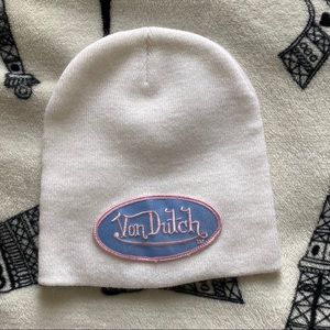 Von Dutch vintage beanie💞